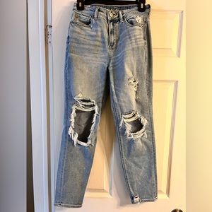 american eagle mom jeans